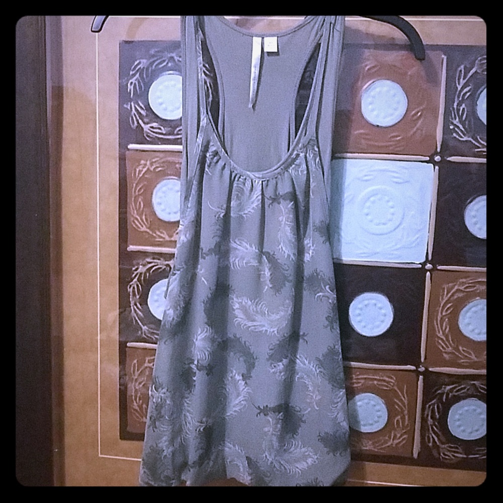 Lauren Conrad feathery tank layer top